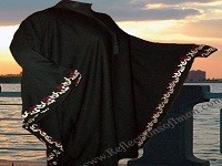 Puasa Tetapi Tidak Berjilbab